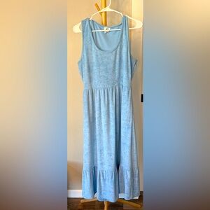 Beautiful blue midi dress for taller women, maxi for shorter.